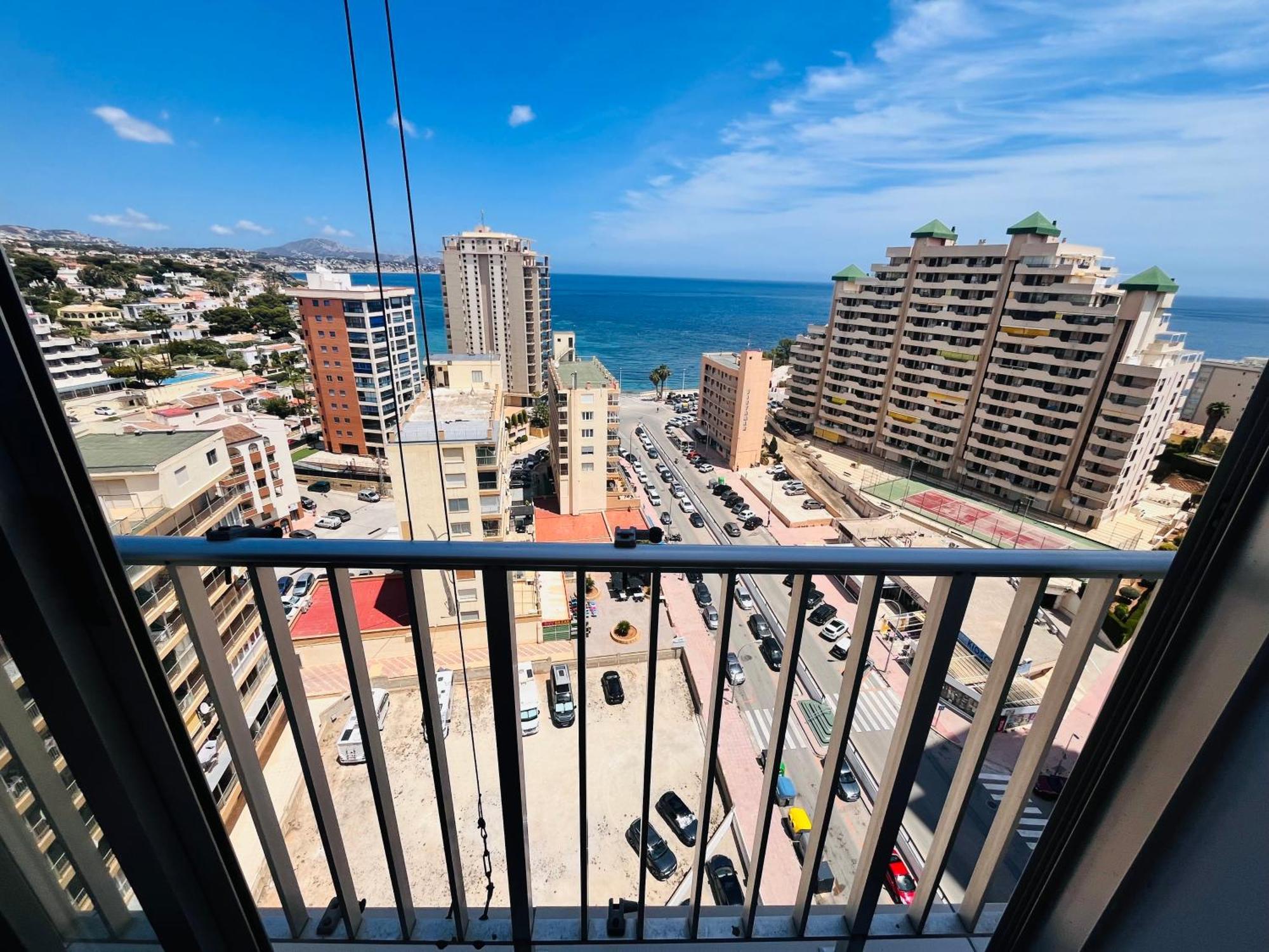 Calpe Apartamento Con Vistas Al Mar Impresionantes A 5 Min De La Playa Aire Wifi Parking Comunitario المظهر الخارجي الصورة
